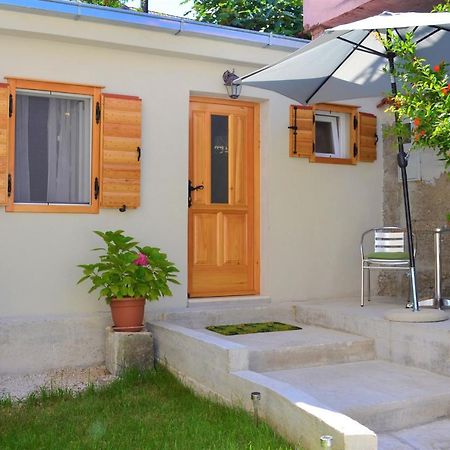Apartman Romana โตรกีร์ ภายนอก รูปภาพ