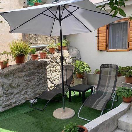Apartman Romana โตรกีร์ ภายนอก รูปภาพ